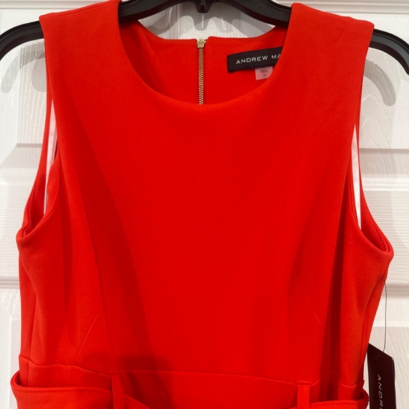 Sleeveless dress - Picture 3 of 3